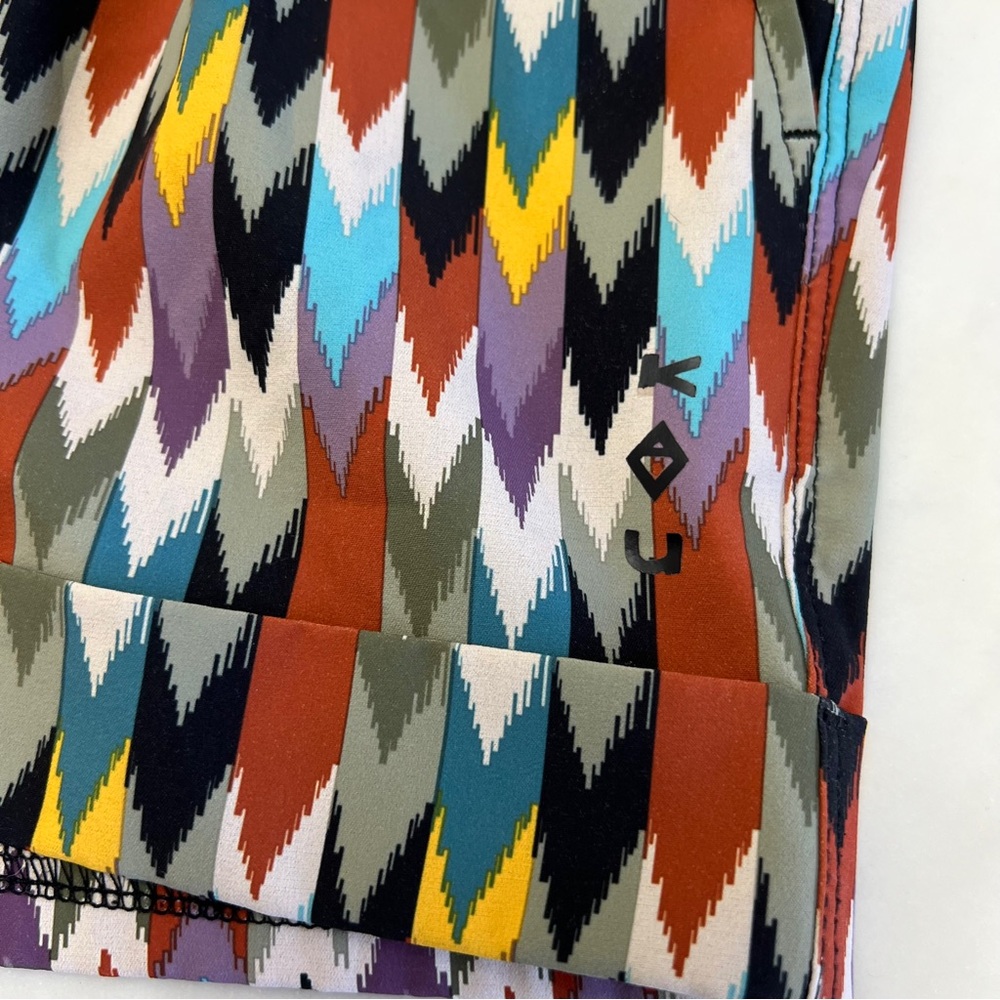 Kavu Colorful Geometric Women's Tepic Athletic Shorts Size XS - Picture 2 of 9